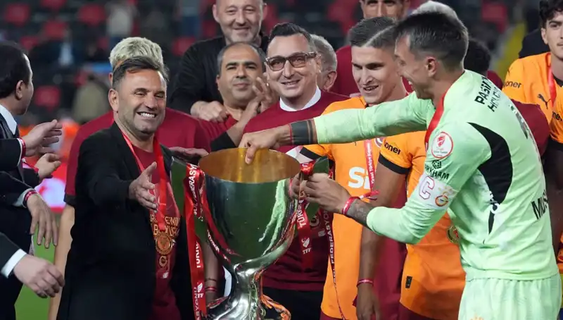 Okan Buruk, Galatasaray'daki Gelecek Hedeflerini Samimiyetle Açıkladı