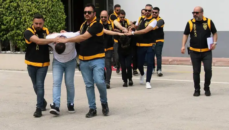 İş Adamı, Aşkın Karanlık Yüzüyle Karşılaştı: Tuzağa Düşürüldü