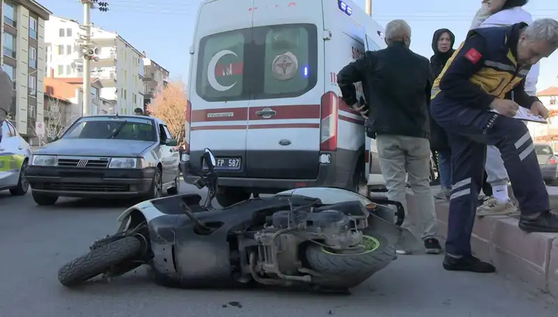 Tavşanlı'da Feci Trafik Kazası: 2 Yaralı ve Kaza Detayları