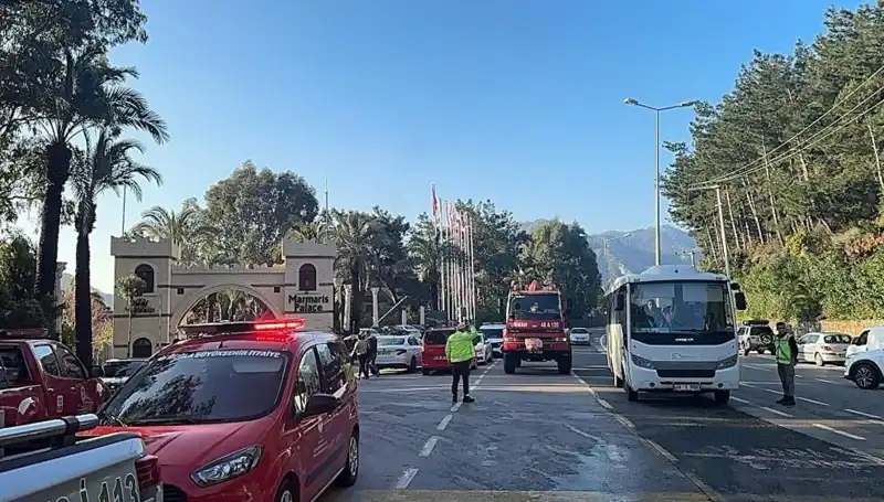 Muğla'daki Lüks Otelde Çıkan Yangın Tatilcileri Endişelendirdi