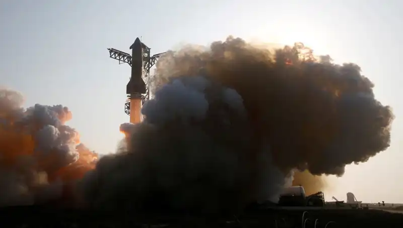 Starship Roketinin 9. Testi: 30 Dakika Sonra Kontrolden Çıktı