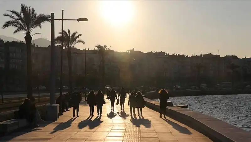 Hafta Sonu Hava Durumu: Sıcaklık ve Yağış Beklentileri