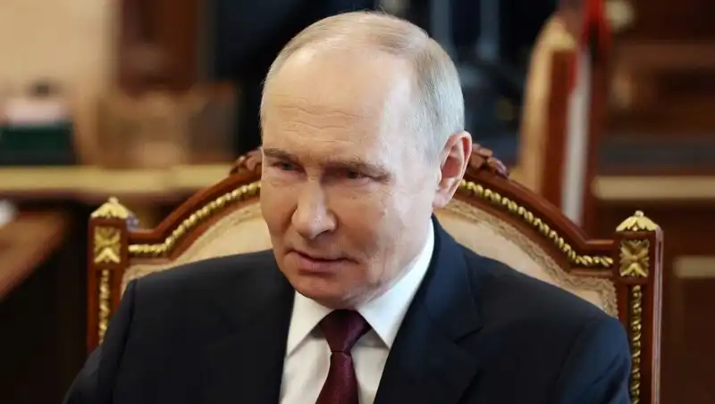 Putin'in İran ile Stratejik Ortaklık Anlaşması: Yeni Dönemin Kapıları Aralanıyor