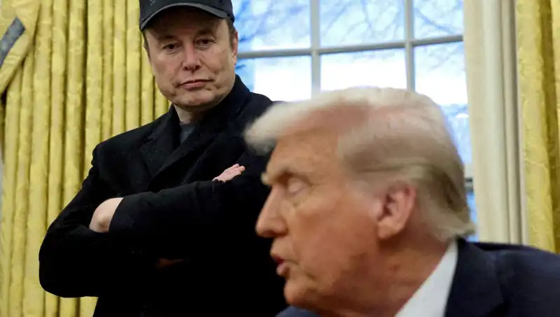 Elon Musk, Trump Kabinesinden Ayrıldığını Duyurdu: Gelecekte Ne Olacak?