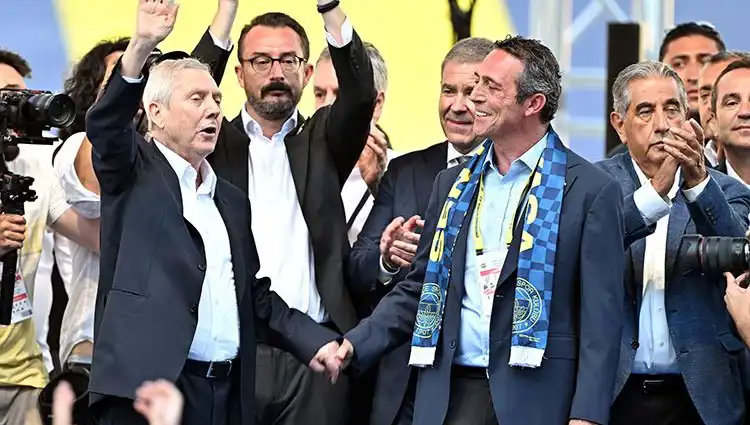 Aziz Yıldırım ve Ali Koç'un Görüşmesi: Futbolda Değişim Mi Geliyor?