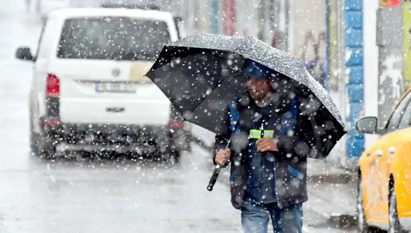 Nisan Ayında Beklenmedik Kar Yağışı: Doğa Herkesi Şaşırttı!
