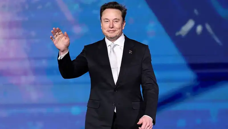Tesla, Kendi "Canavarı" Model X'i Sektörden Çekiyor: Nedenleri ve Geleceği