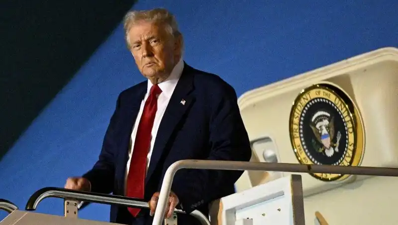 ABD Başkanı Trump Lahey'deki NATO Zirvesi İçin Özel Hazırlıklar Yapıyor
