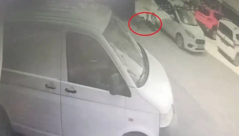Bisiklet Sürerken Yaşanan Kaza, Çocuk Hayatını Kurtaran Kahraman Annelere Teşekkür Ettirtti