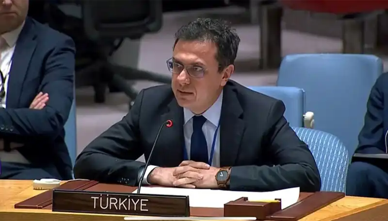 İsrail’in Suriye Üzerindeki Hava Saldırılarına Son Verilmeli Mi?