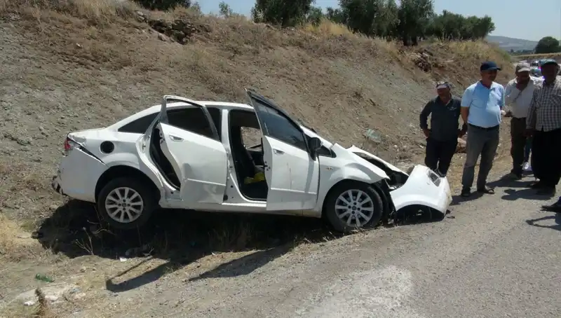 Kilis’te Korkutan Kaza: Birbirine Çarpan Otomobillerde Yaralılar Var!