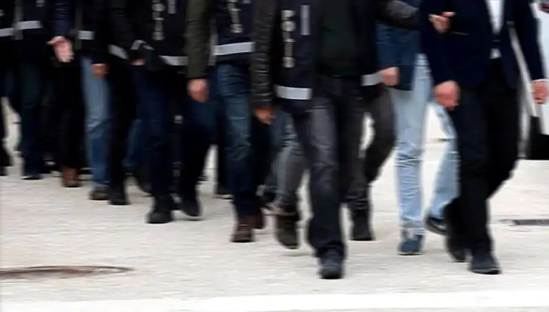 Sosyal Medyada "Balkız" Tuzağı: Kadın Profilinden Gasp Kurnazlığı