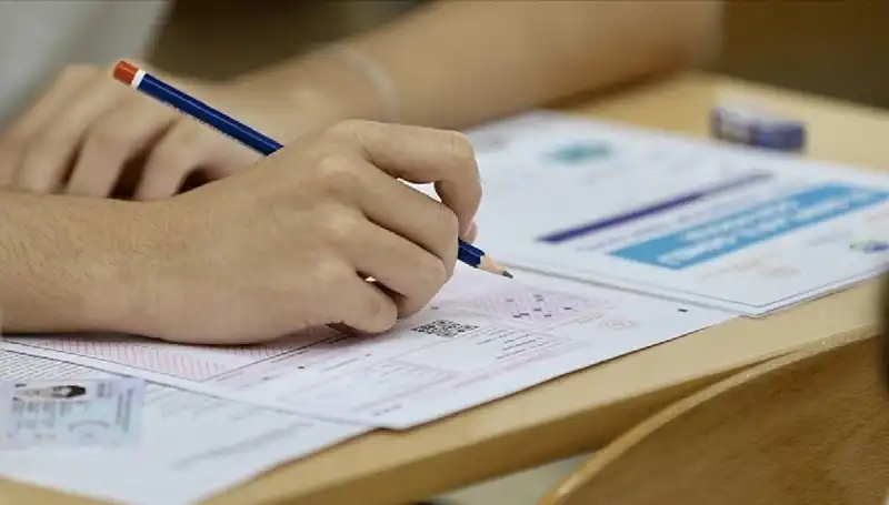 YKS Şampiyonu Nizip'ten Çıktı: Büyüklere Taş Çıkan Bir Başarı Hikayesi