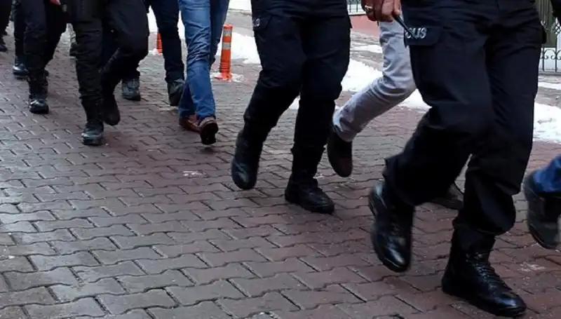 MİT ve Emniyet'ten FETÖ Terör Örgütüne Tarihi Operasyon