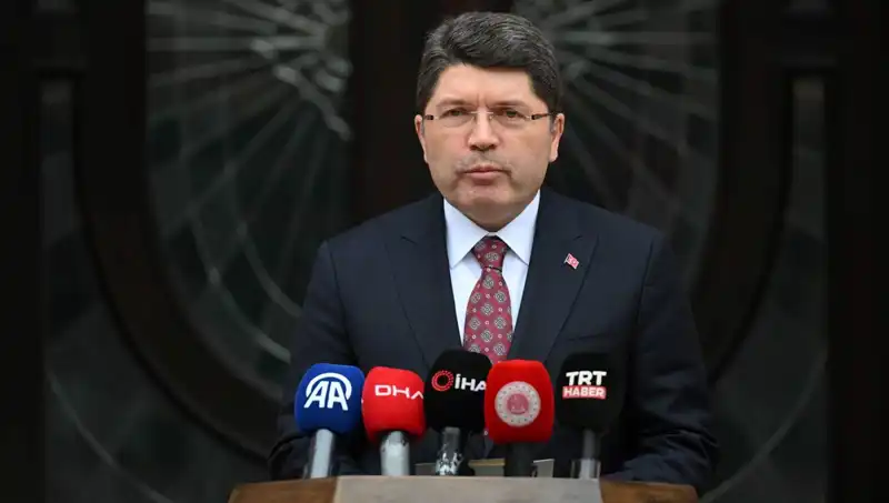 İmralı Heyeti, Adalet Bakanı Tunç ile Kritik Bir Görüşme Gerçekleştiriyor
