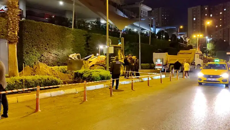 Küçükçekmece'de Doğal Gaz Borusu Paniği: Gerilim Dolu Saatler