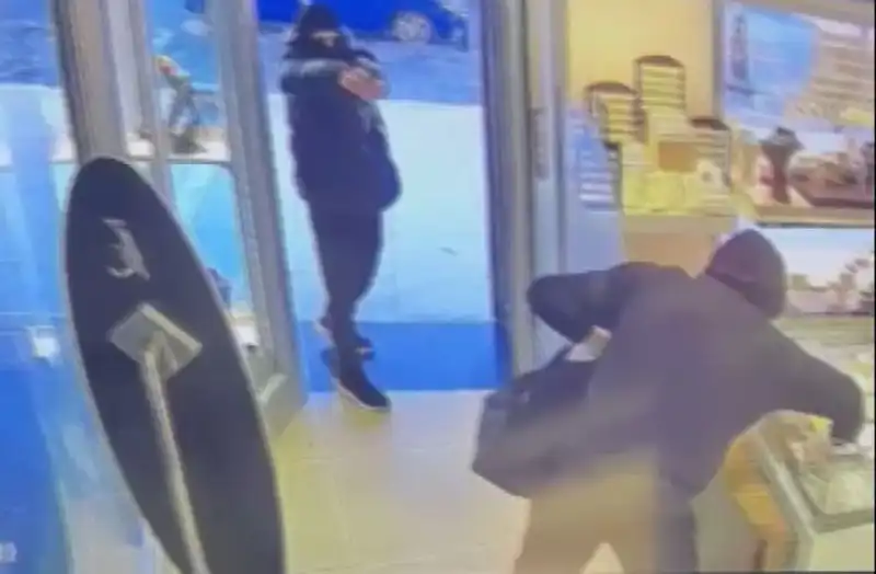 Ümraniye'de Maskeli Soyguncuların Cezaevinden Kaçış Planı: İfşa Edildi!