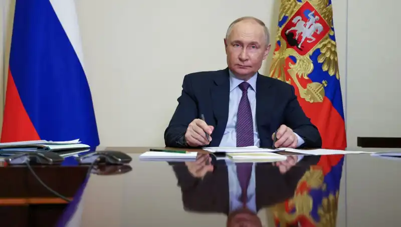 Putin, Esad'ı Suriye'den Vermekte Neden Tereddüt Ediyor?