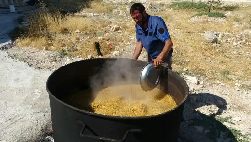 Her Yaz Geleneksel Lezzet Festivali: Kazanlar Kaynamaya Başladı!