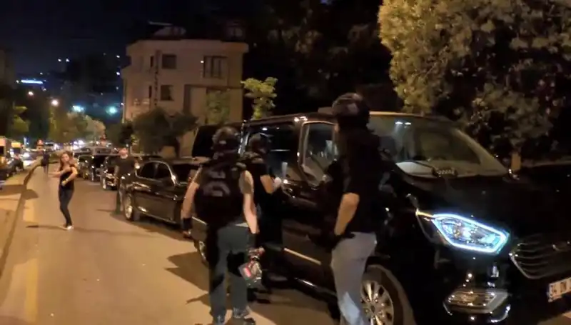 Şok İddia: Şehit Polisi Vuran Silahın AR-GE Kılıfı ile Üretildi!