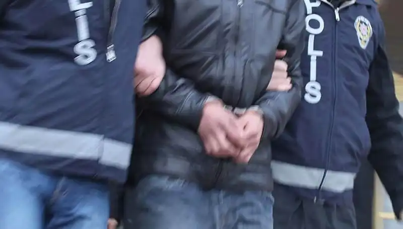 Kütahya'da Uyuşturucu Operasyonu: İki Şüpheli Tutuklandı