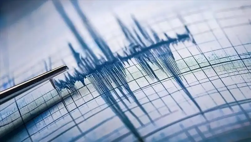 Ege Denizi’nde Beklenmedik Deprem: 3.3 Büyüklüğünde Sarsıntı!