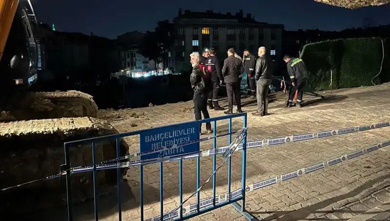 İstanbul'da İnşaat Çalışmasında Yol Çökmesi: Nedenleri ve Sonuçları