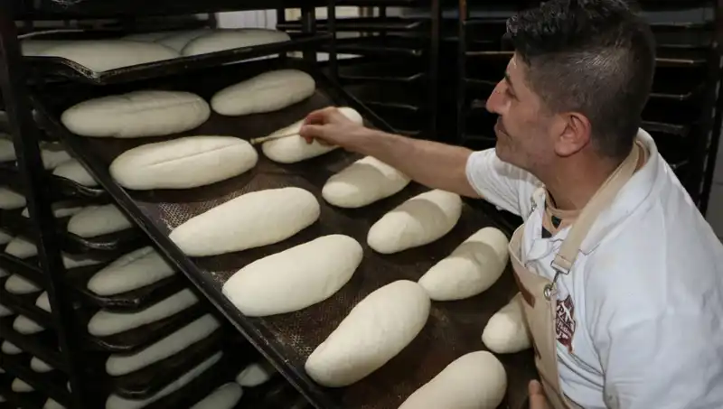 Yazın Kavurucu Sıcaklığına Rağmen Fırınlarda Neler Oluyor?