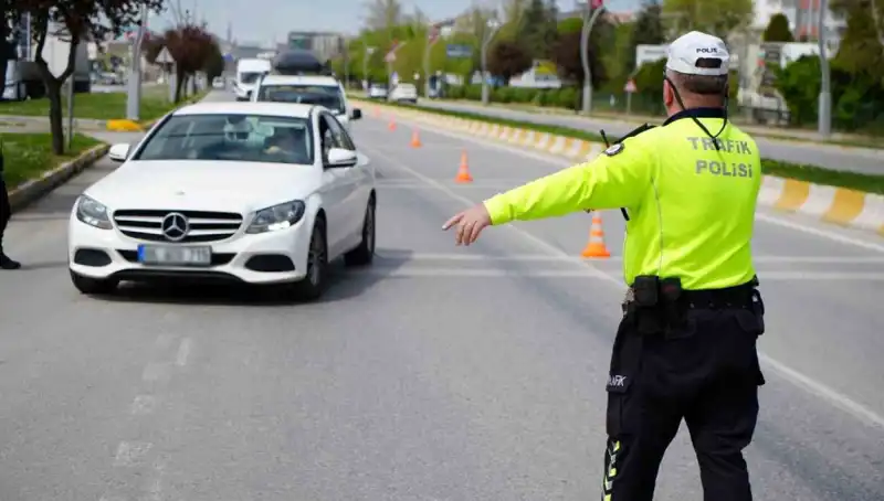 2025'te Yeni Trafik Cezaları: Artışlar ve Yenilikler Neler Olacak?